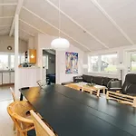Prázdninový dům 4 Star In *
